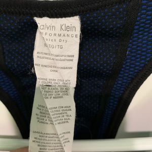 XL super cute Calvin Klein sports bra
